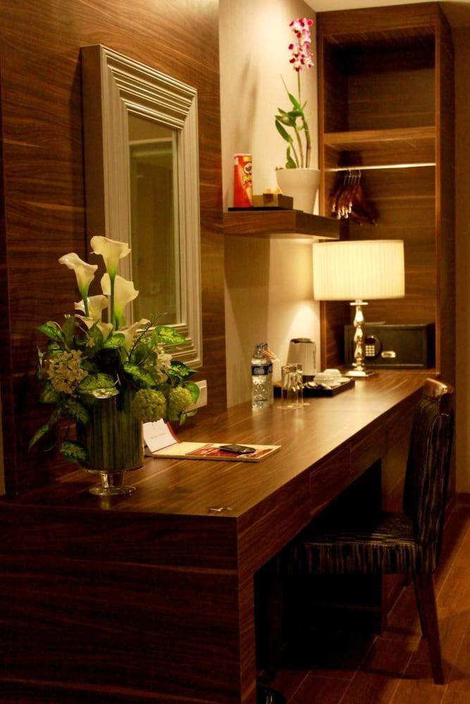Pranaya Boutique Hotel Serpong Dış mekan fotoğraf